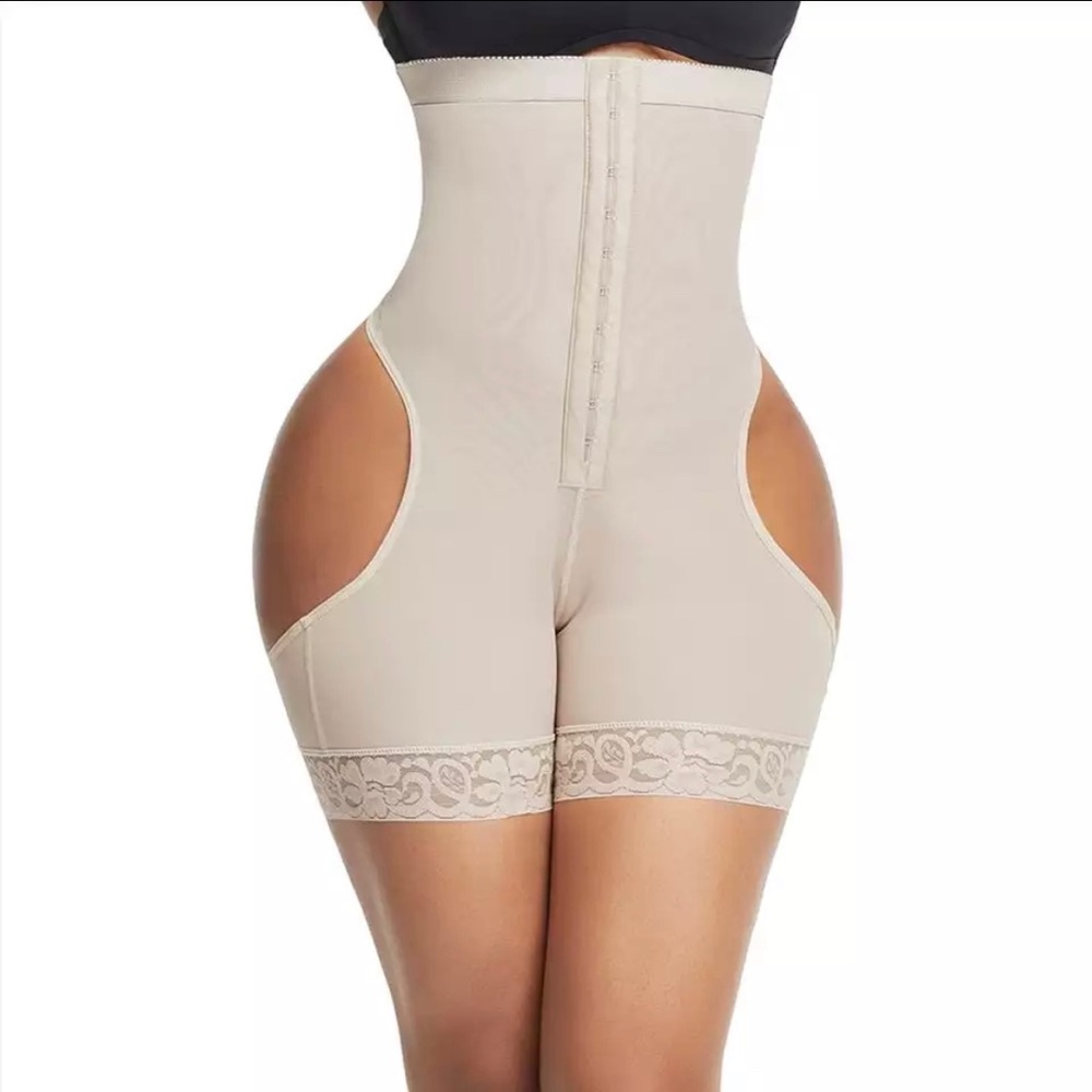 Waist trainer / shapeware